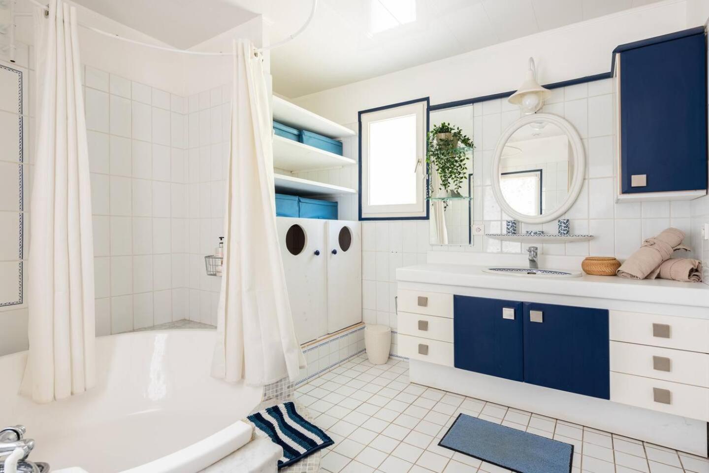 Chambre Et Table D'Hotes Villa Pomponette Nans-les-Pins Buitenkant foto