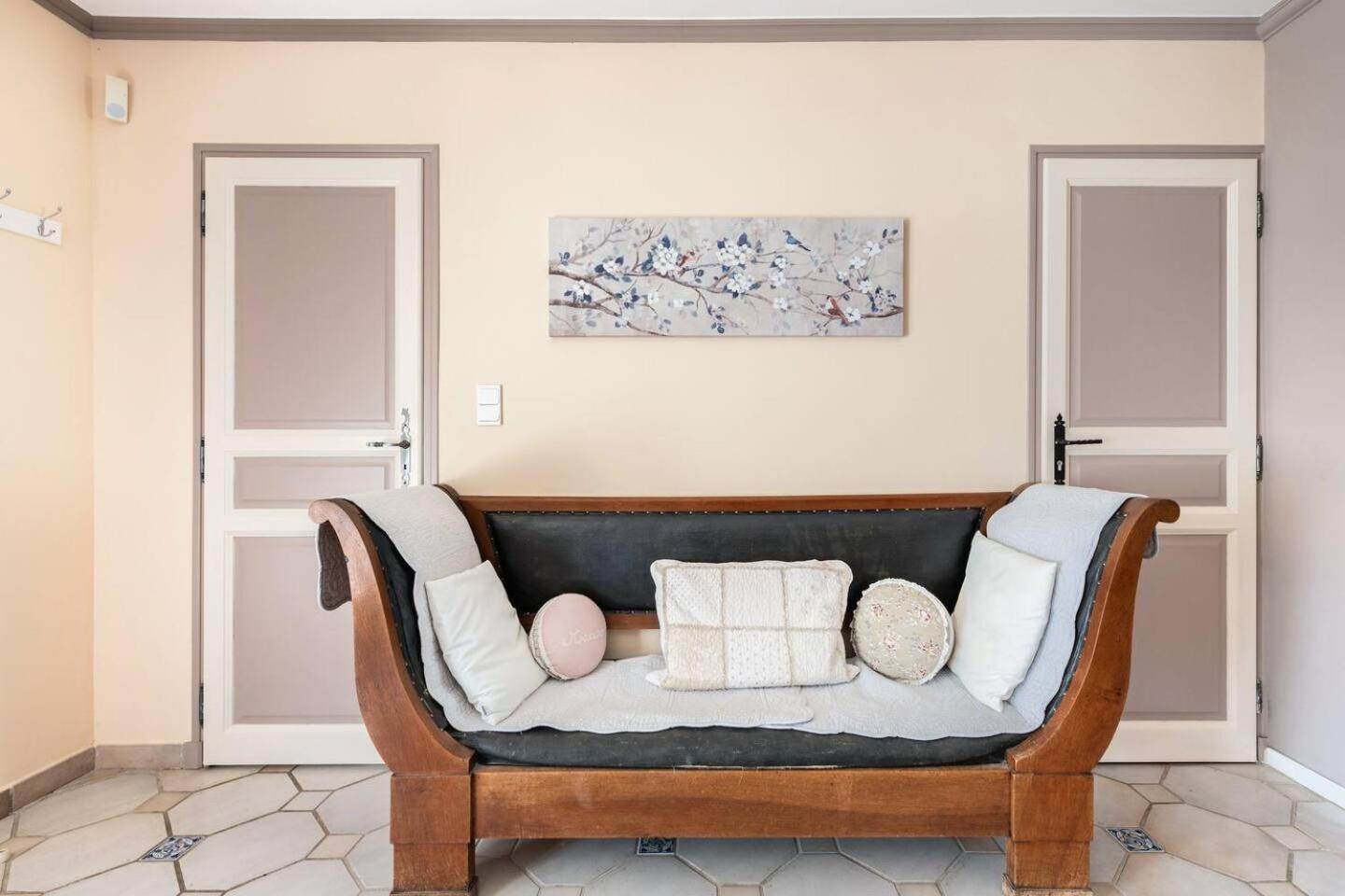 Chambre Et Table D'Hotes Villa Pomponette Nans-les-Pins Buitenkant foto